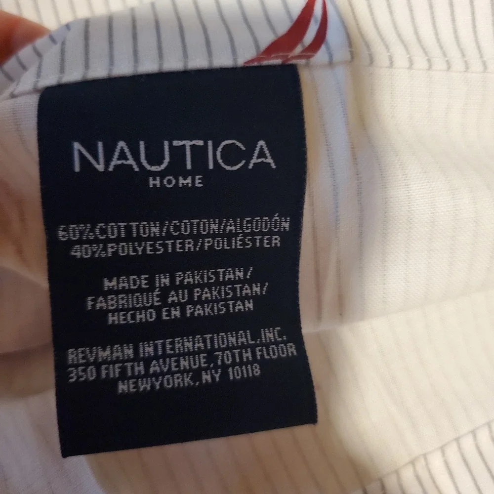Nautica Home Queen Flat Sheet White Red Striped Sailboat Logo Cotton Blend 82x94